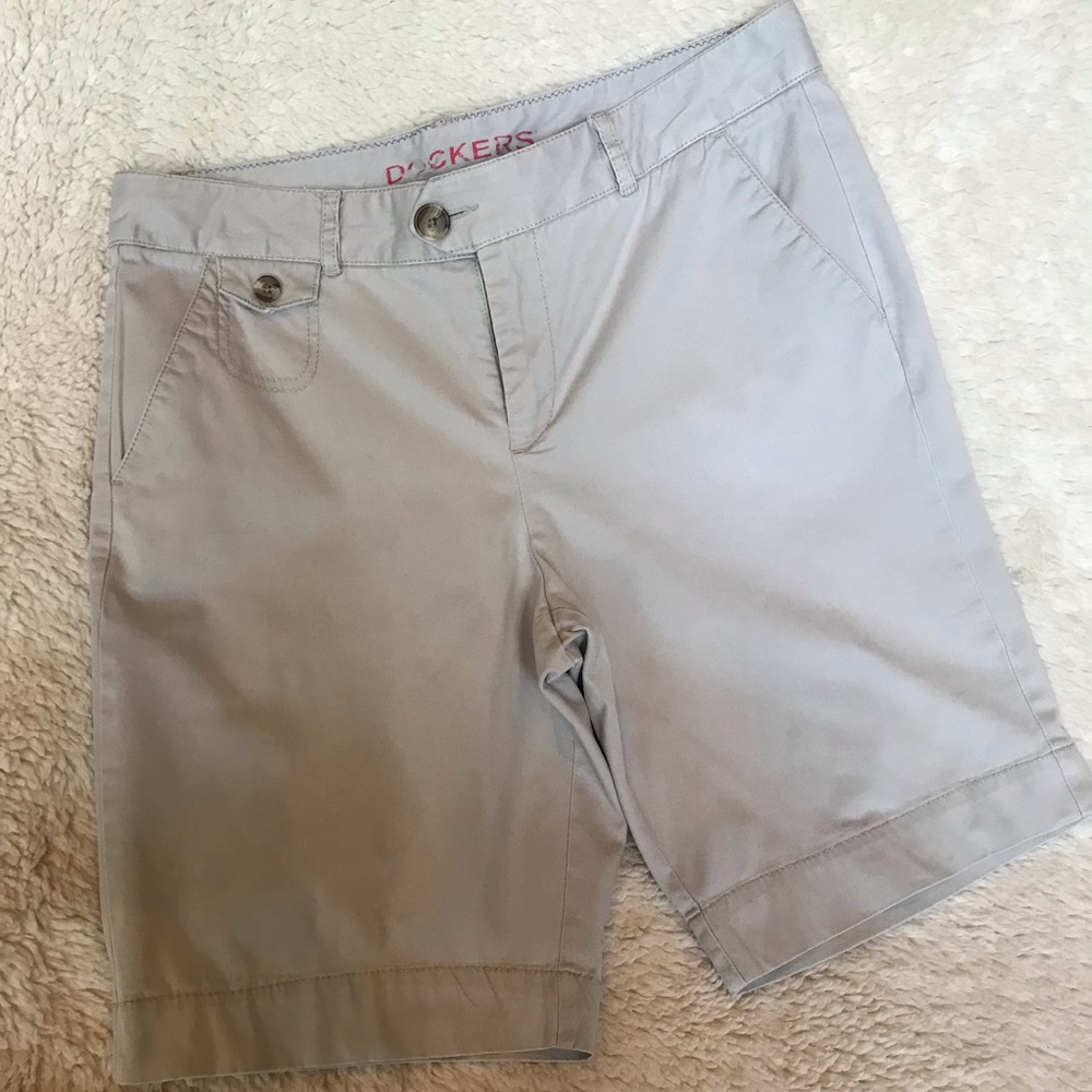 Dockers Khaki Bermuda Shorts